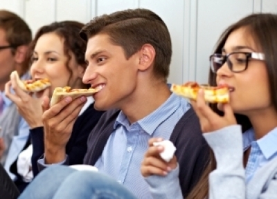 Study: 90% of employees who take regular lunch breaks are more productive